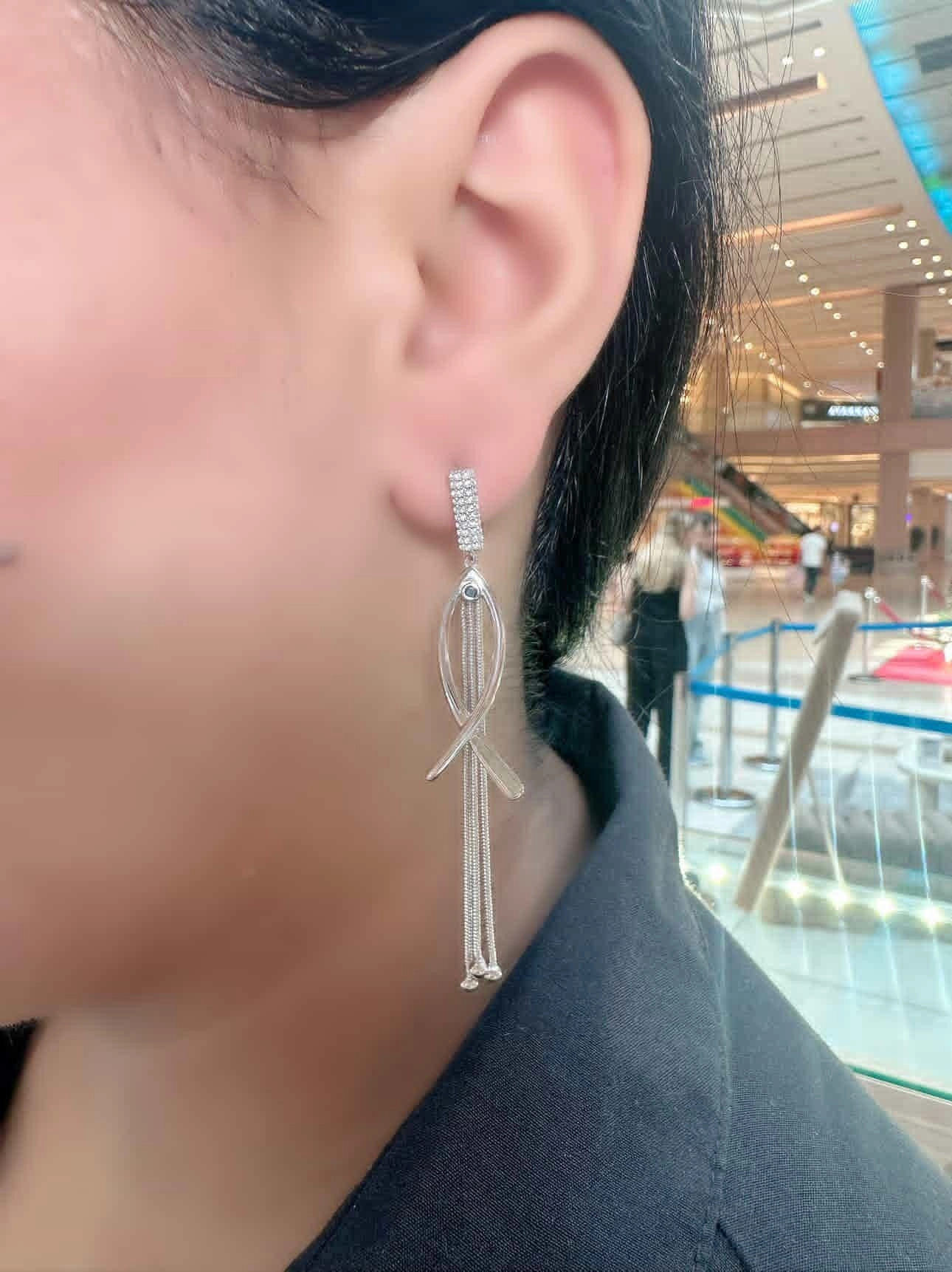 Sallantılı Balık Küpe