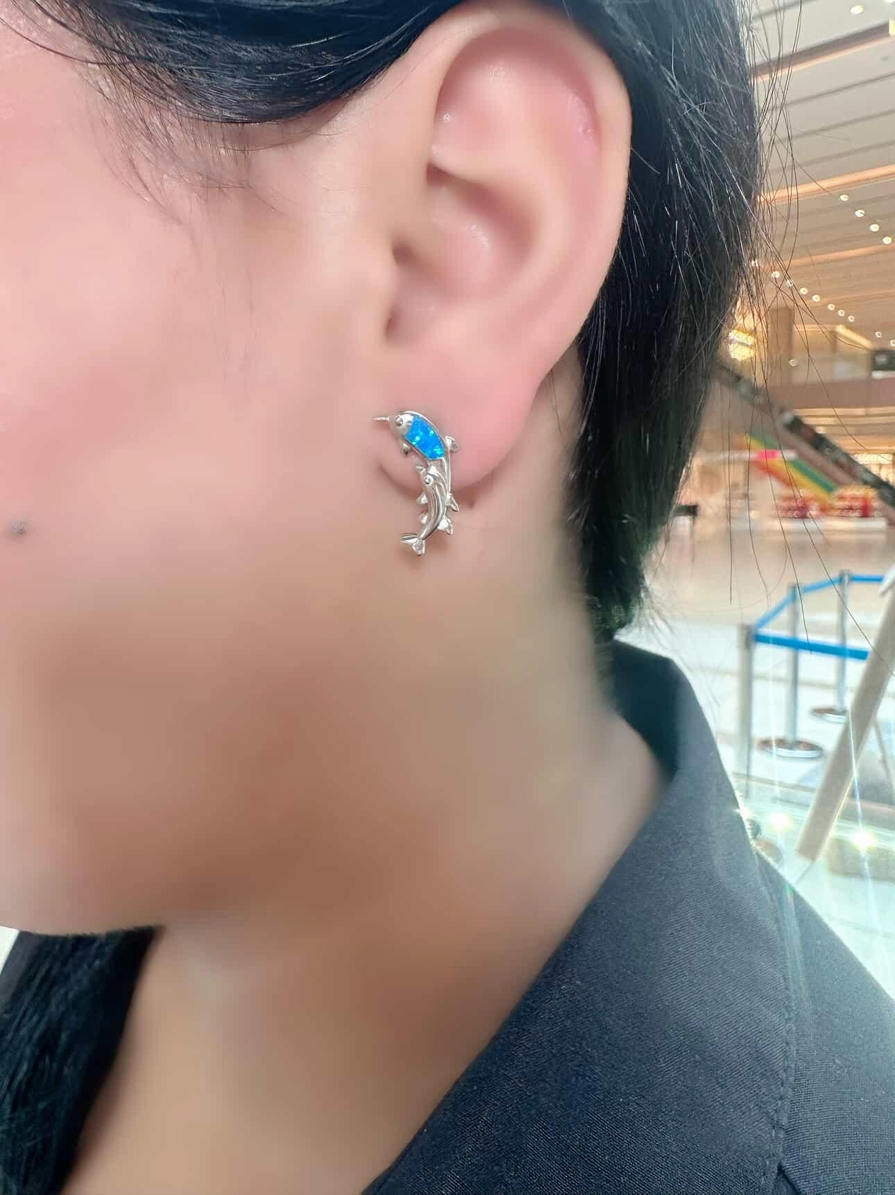 Opal Taşlı Yunus Balığı Küpe