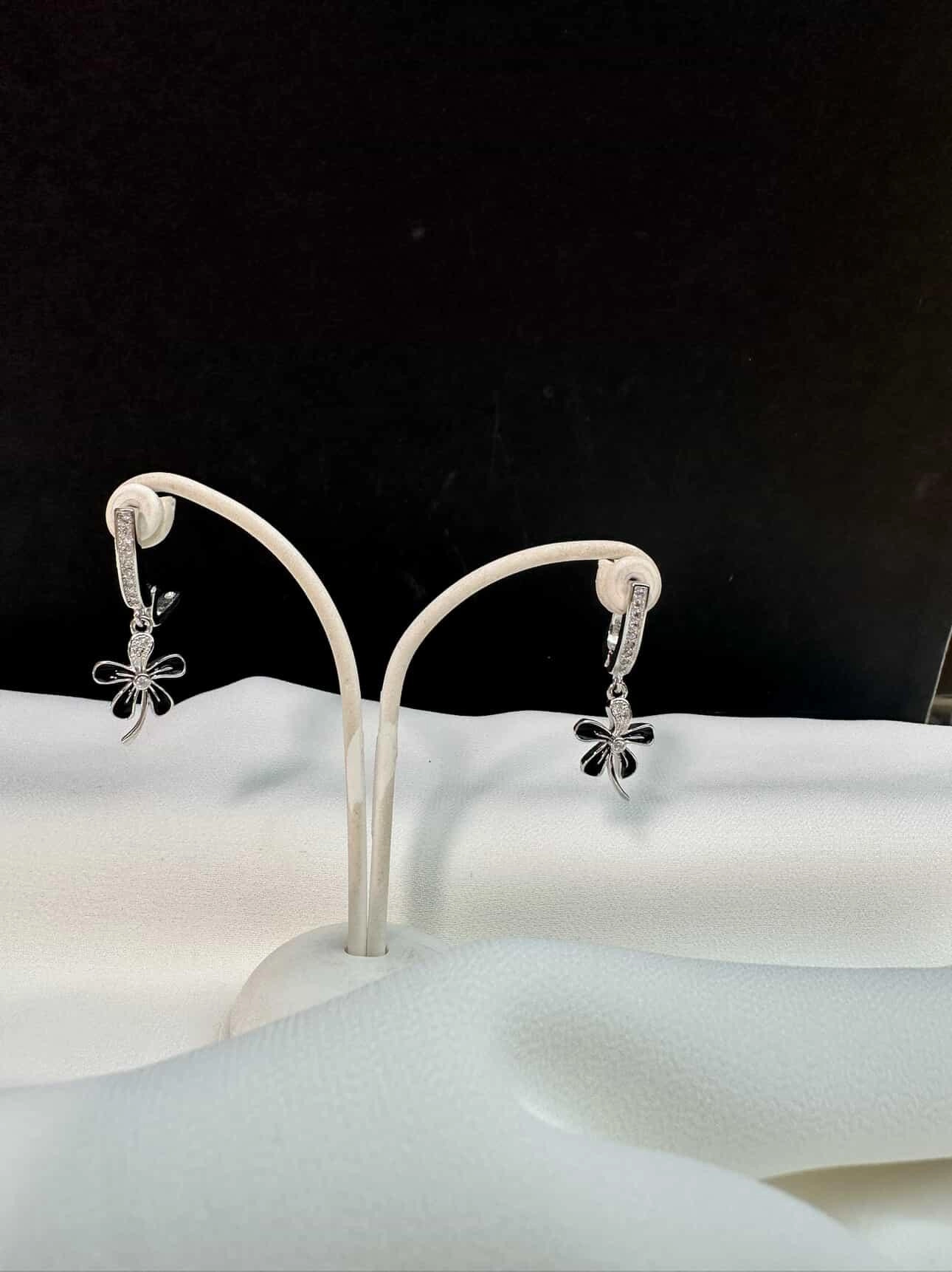 Mineli Çiçek Küpe