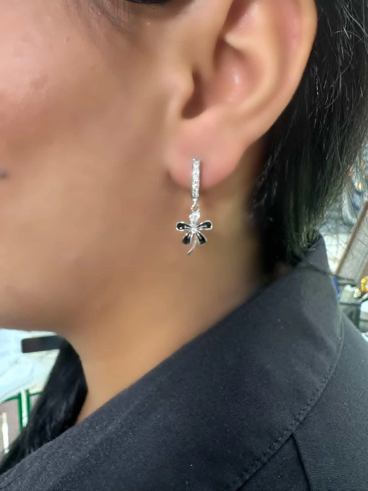 Mineli Çiçek Küpe