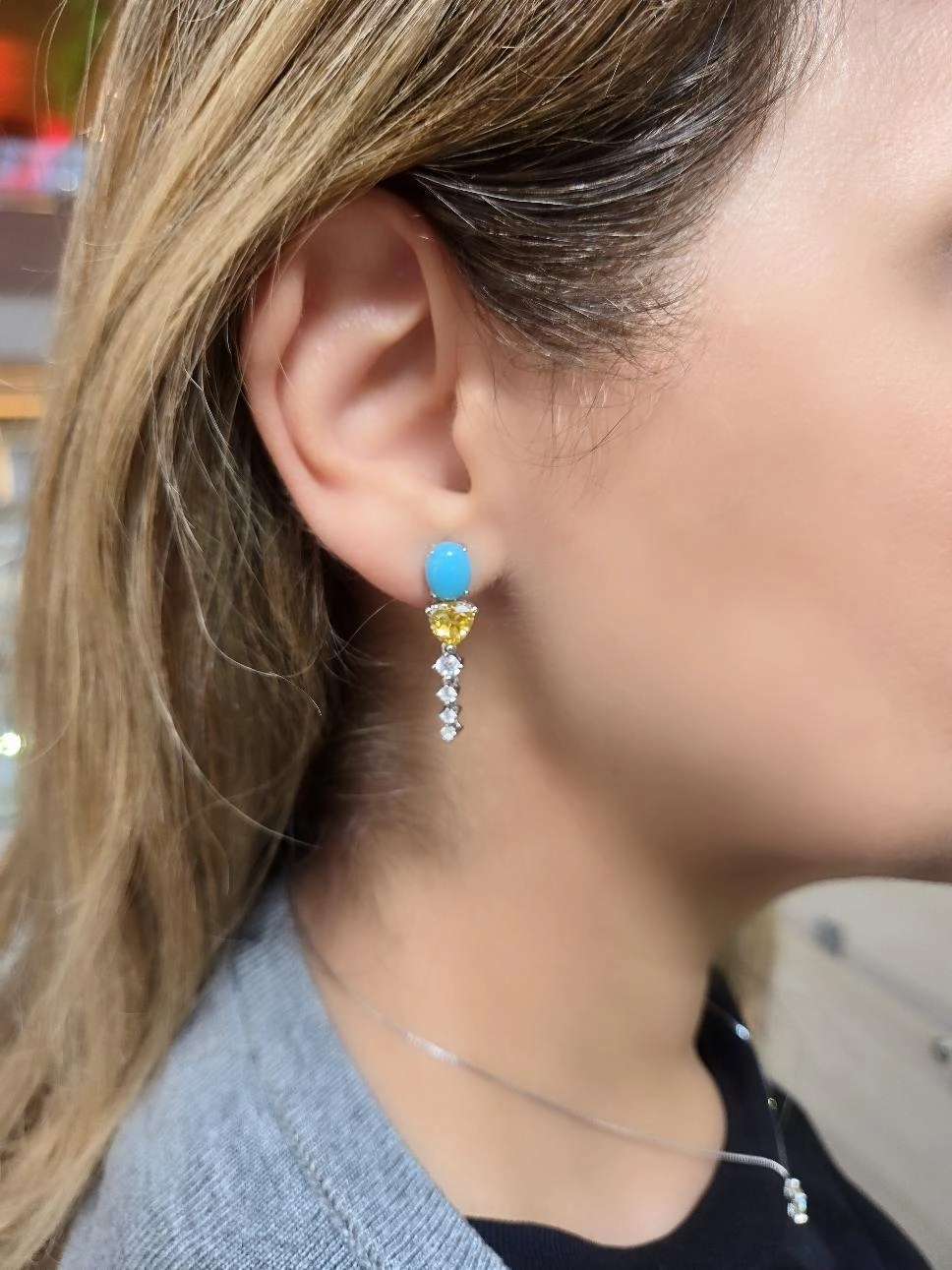 Turkuaz Taşlı Küpe