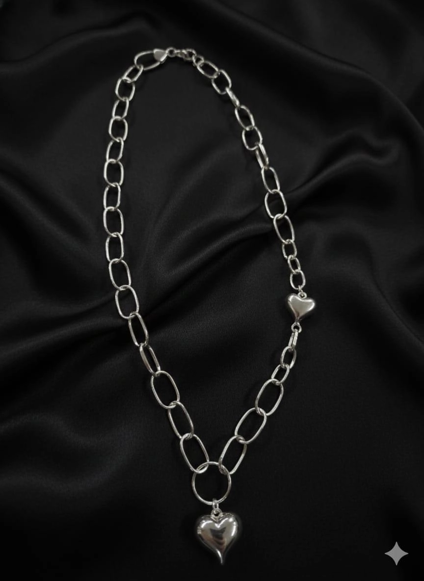 Kalp Detaylı Zincir Kolye