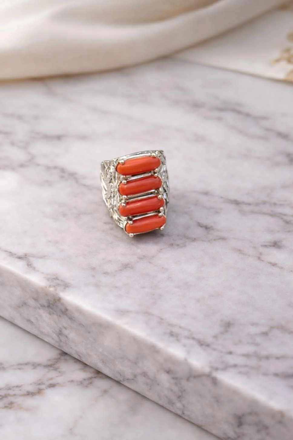 Mercan Taşlı Tasarım Yüzük