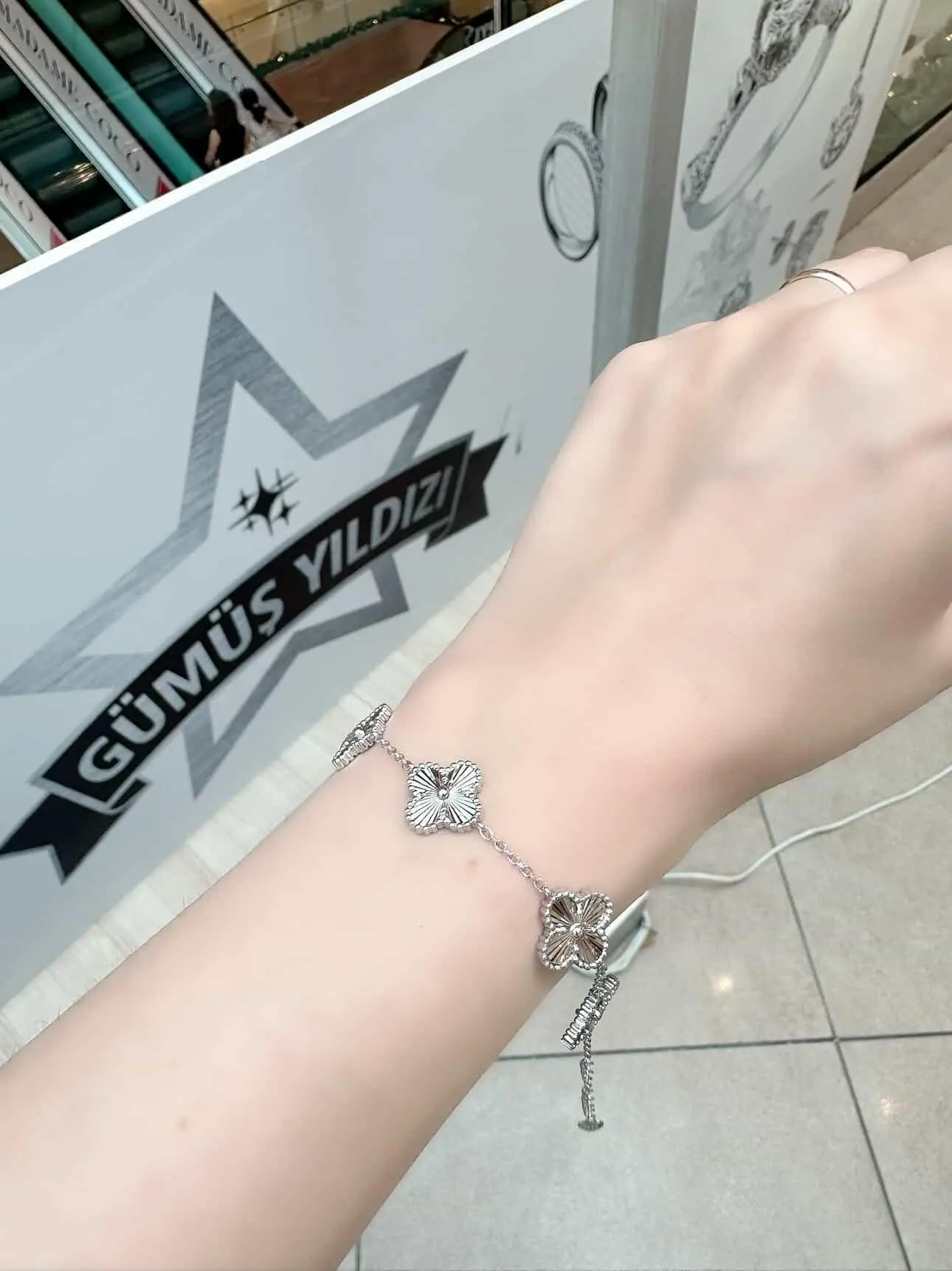 Beşli Yonca Bileklik