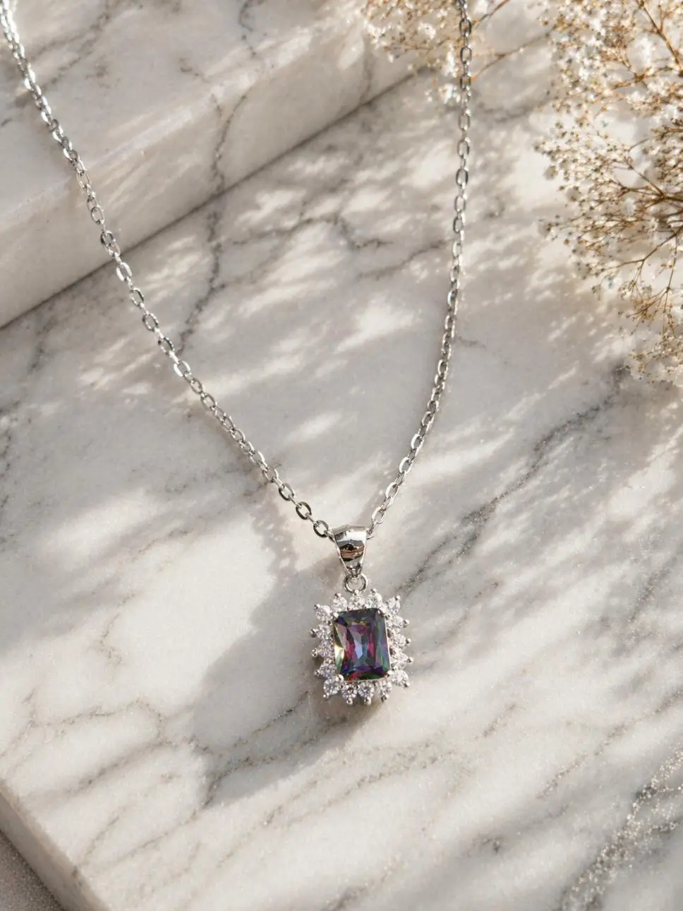 Mıstık Topaz Taşlı Kolye 