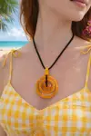 Cam Kolye 