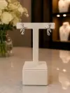 Tek Taşlı Tasarım Küpe 
