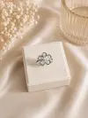 Taşlı Çiçek Yüzük 