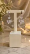 Zirkon Taşlı Yonca Küpe 