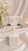 Mineli ve Baget Taşlı Göz Küpe 